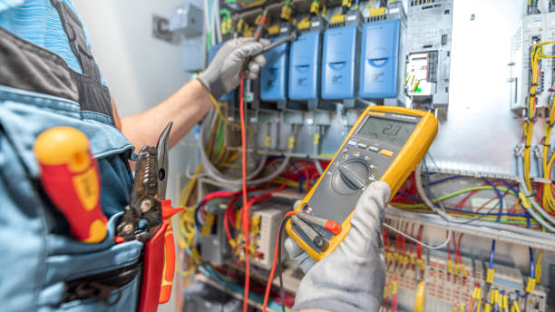Best Commercial Electrician Services  in Lexington, WA